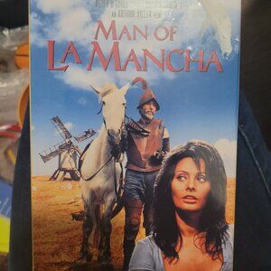 Vintage VHS-Man of La Mancha - NEW
